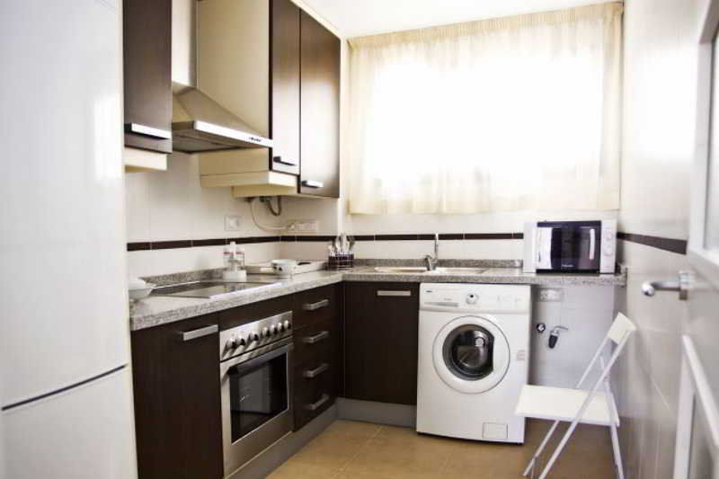 Realrent Plaza Mayor Hotel กัลเป ภายนอก รูปภาพ